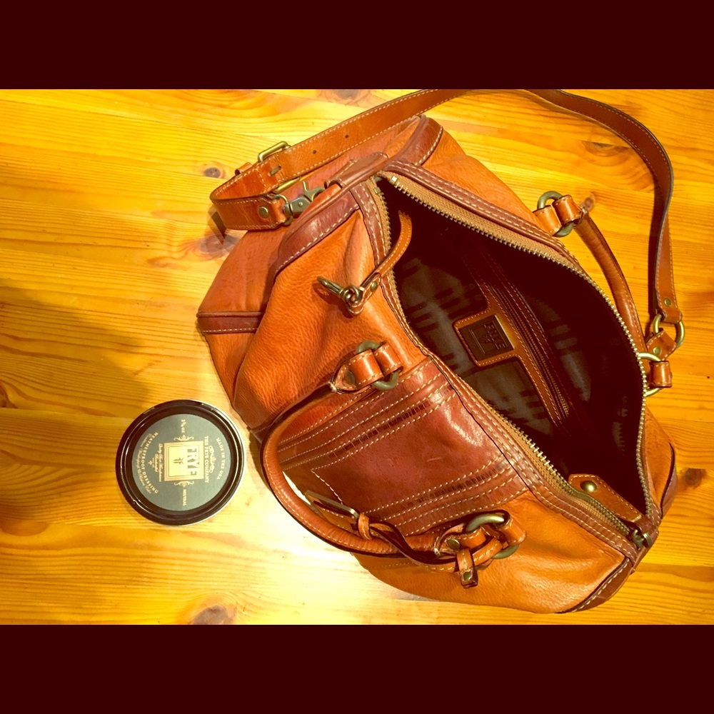 Frye Bag w/ Leather Conditioning Balm